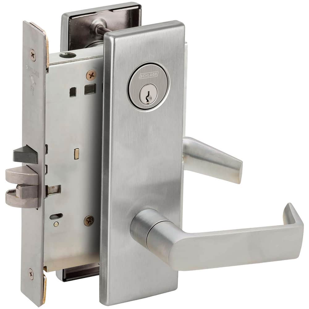 Lever Locksets, Lockset Type: Classroom , Key Type: Keyed Different , Back Set: 2-3/4 (Inch), Cylinder Type: Conventional , Material: Metal  MPN:L9070P 06N 626