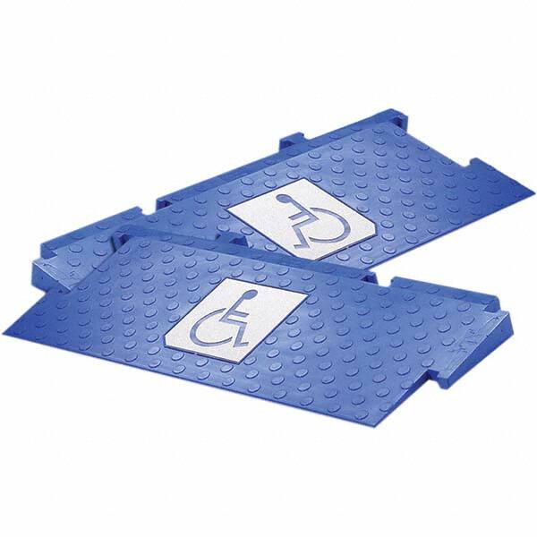 Cable Ramps, Ramp Style: Lay In , Connection Type: T-Shaped , Work Load Limit (Lb.): 10000 , Number of Channels: 5  MPN:HBLAT5RAMPA