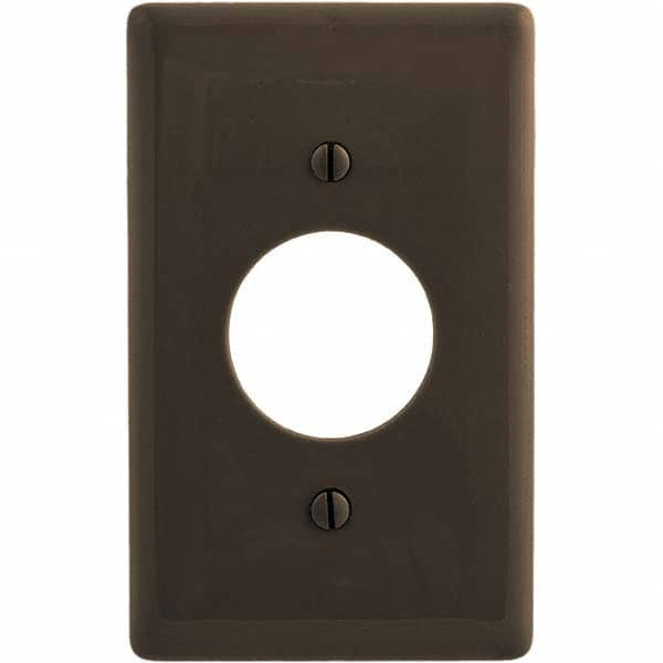 Wall Plates, Wall Plate Type: Outlet Wall Plates , Color: Brown , Wall Plate Configuration: Single Outlet , Material: Thermoplastic , Shape: Rectangle  MPN:P7