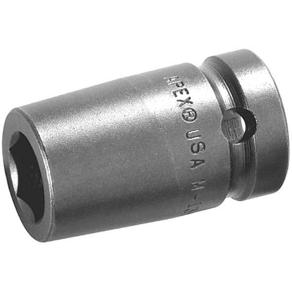 Square Drive Socket: 0.813