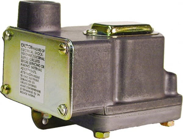 Diaphragm Pressure Switch: 1/4