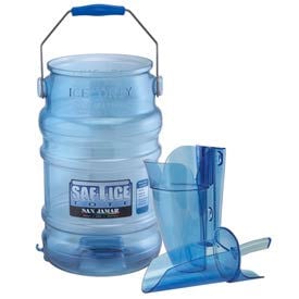 Saf-T-Ice® Value Pack 64 oz. Scoop & Tote SI8500