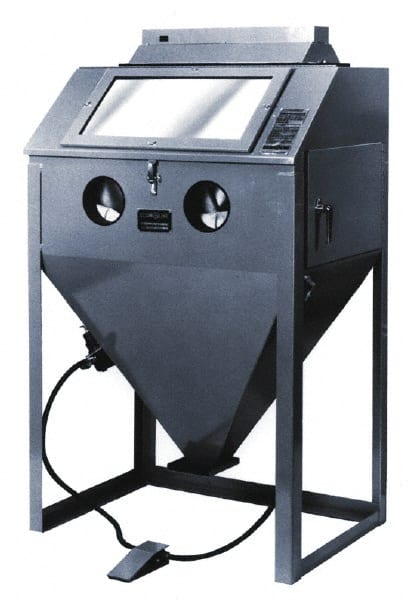 Free-Standing Sandblasting Cabinet: 24