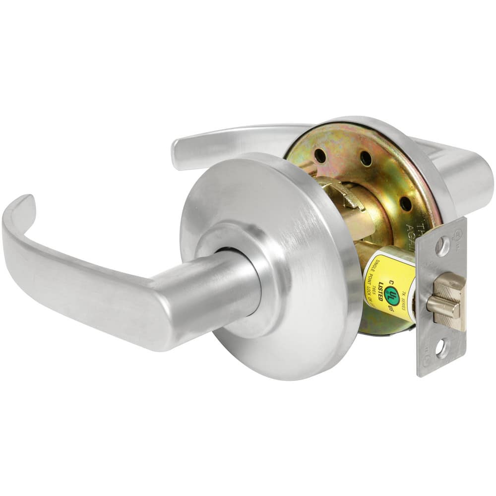 Lever Locksets, Lockset Type: Passage , Key Type: Keyed Different , Back Set: 2-3/4 (Inch), Cylinder Type: Non-Keyed , Material: Metal  MPN:7KC30N14DS3626