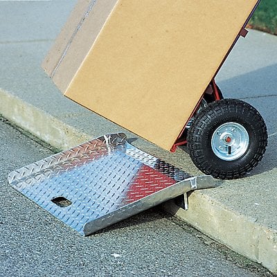 Curb Ramp Aluminum 27 in W 36 in L MPN:CRP 2736