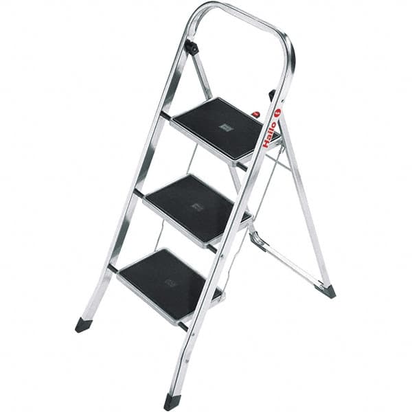 3-Step Aluminum Step Ladder: EN14183, 330 lb Capacity MPN:9204010002