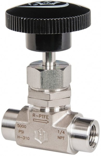 Needle Valve: Round Knob Handle, Angled, 1/4