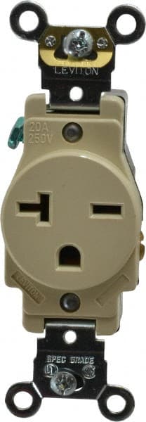 Straight Blade Single Receptacle: NEMA 6-20R, 20 Amps, Self-Grounding MPN:5461-I