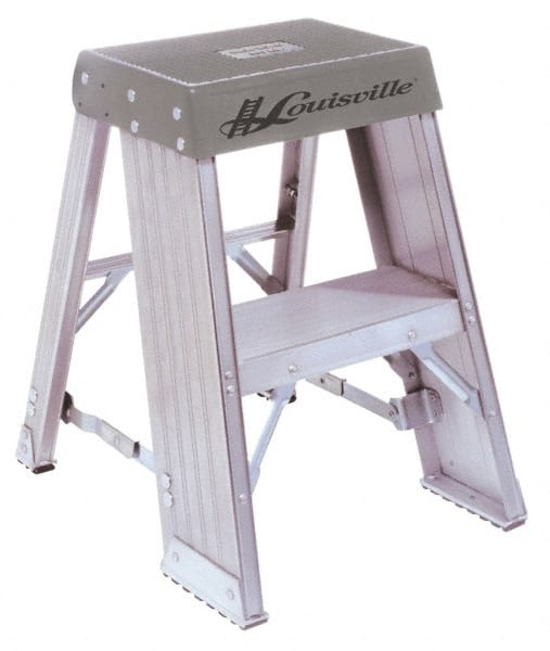 2-Step Aluminum Step Ladder: Type IA, 22-3/4