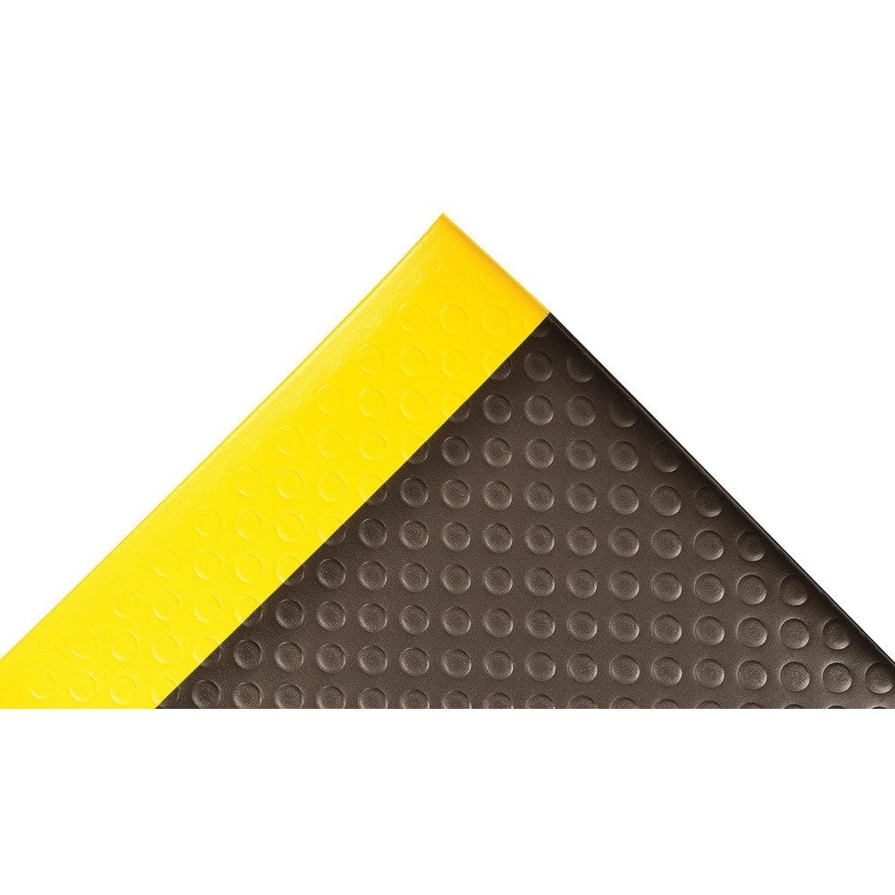 Bubble Sof-Tred with Dyan-Shield. is an anti-fatigue mat that is designed to provide traction with a unique bubble embossed top surface that allows for sure footing and is easy to sweep clean. The NoTrax. exclusive Dyna-Shield. MPN:417S0026BY