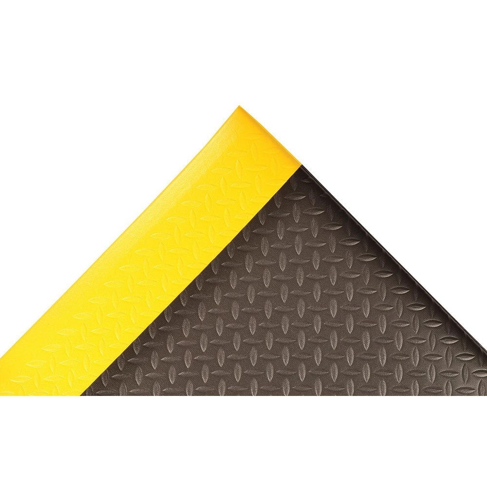 Diamond Sof-Tred with Dyan-Shield. is an anti-fatigue mat that is designed to provide traction with its non-directional diamond plate embossed top surface that allows for sure footing and is easy to sweep clean. The NoTrax. MPN:419S0312BY
