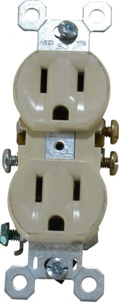 Straight Blade Duplex Receptacle: NEMA 5-15R, 15 Amps, Self-Grounding MPN:3232I