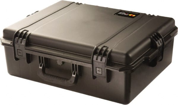 Clamshell Hard Case: 8.6