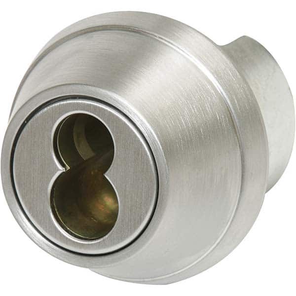 Deadbolts, Deadbolt Type: Single Cylinder , Lock Type: Single Cylinder , Finish: Satin Chrome , Hand Orientation: Non-Handed  MPN:B663J 626