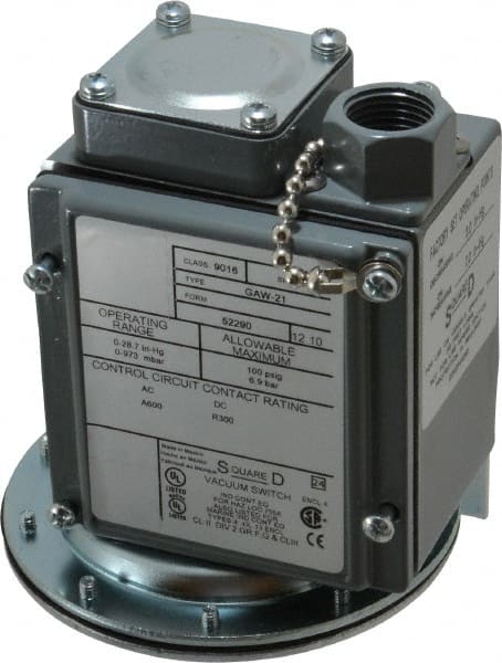 4, 13 and 4X NEMA Rated, DPDT, 28.3 inHg, Electromechanical Pressure and Level Switch MPN:9016GAW21