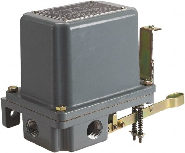 7 and 9 NEMA Rated, DPST-DB, Float Switch Pressure and Level Switch MPN:9038AR1N5