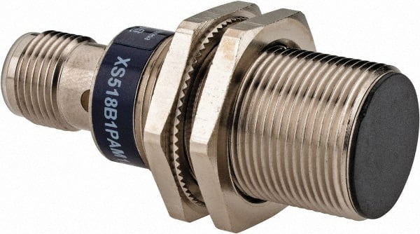 Inductive Proximity Sensor: Cylinder Shielded, 0.2