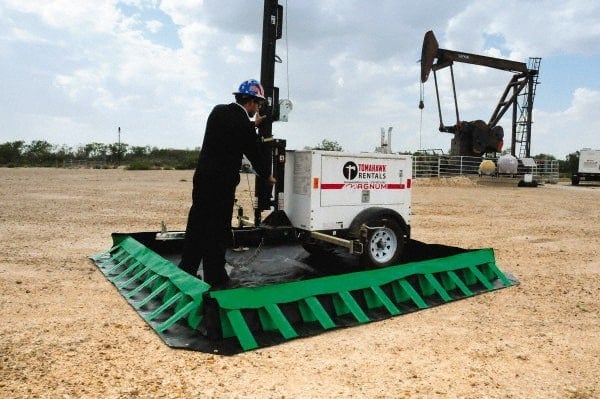 Ultra-Spill Collapsible Berm: 1,496 gal Capacity, 20' Long, 10' Wide, 12