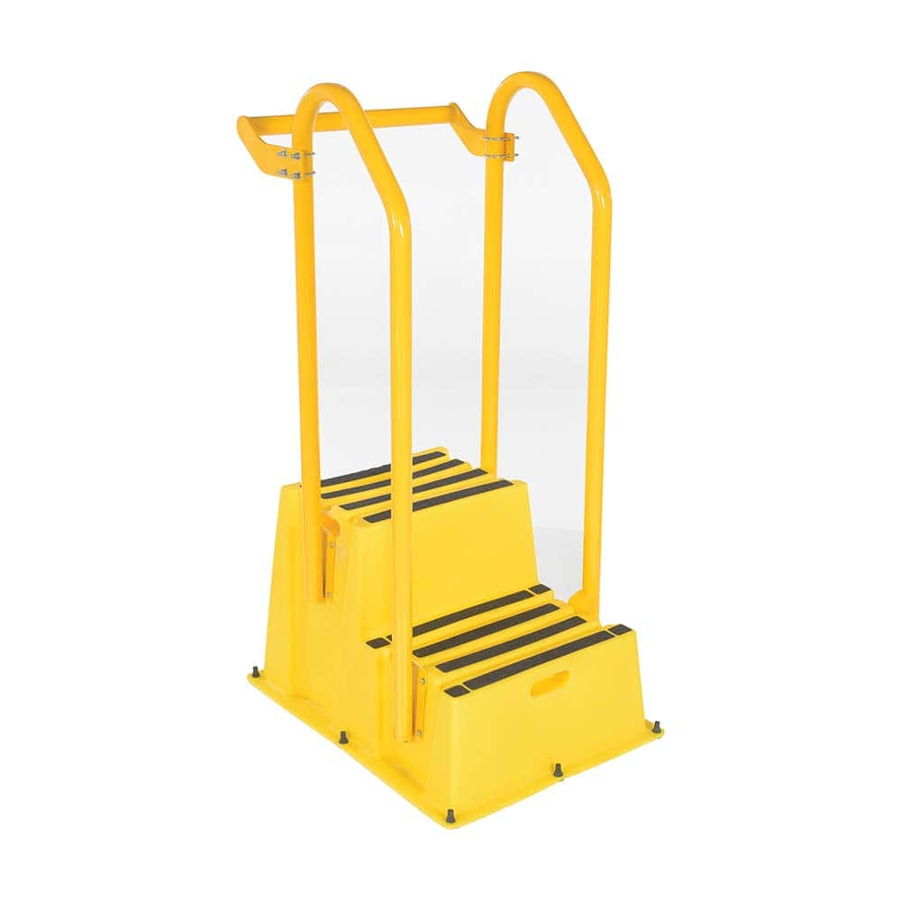 2-Step Polyethylene Step Ladder: 500 lb Capacity, 4' 9-1/4