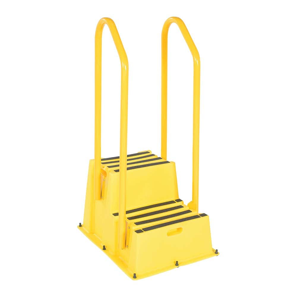 2-Step Polyethylene Step Ladder: 500 lb Capacity, 4' 9-1/2