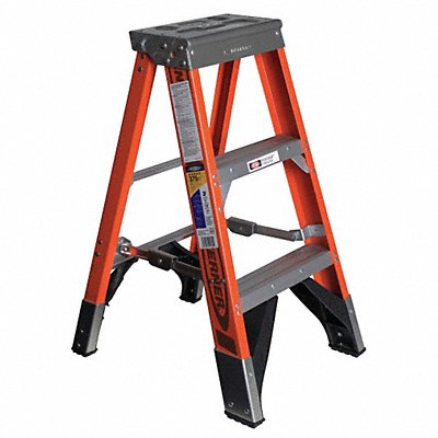 Stepladder 7400 H 3 ft Spread 24-3/2 In MPN:7403